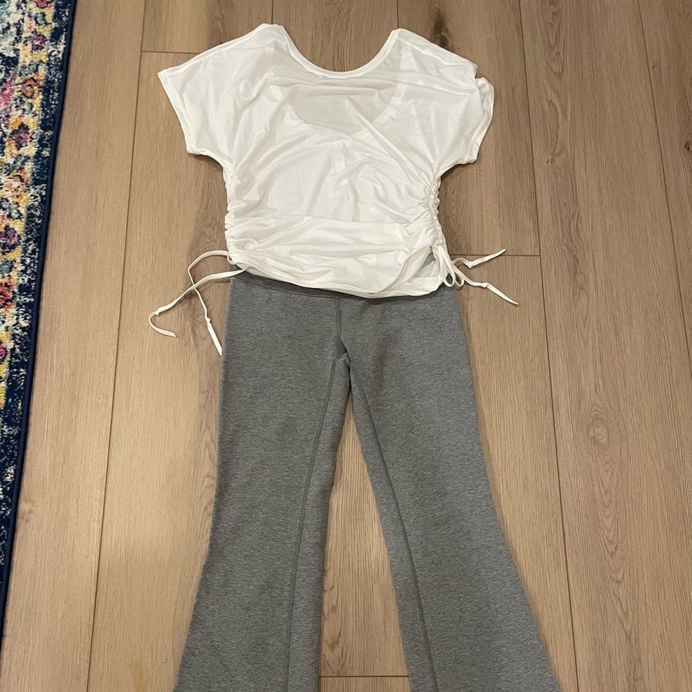 lululemon athletica women’s scoop back ruche shirt